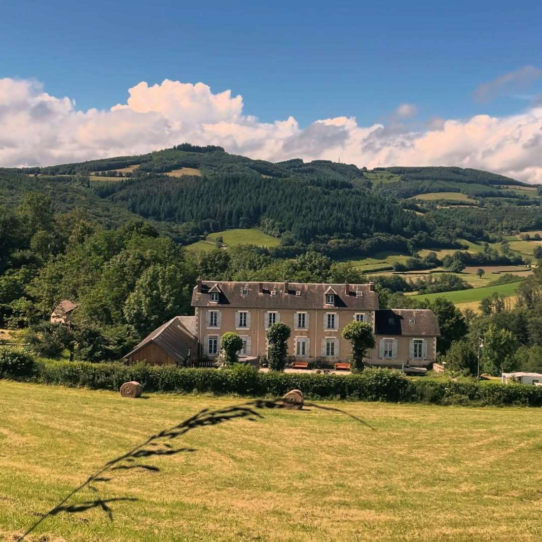 L' Ancienne Ecole Du Morvan Larochemillay Esterno foto