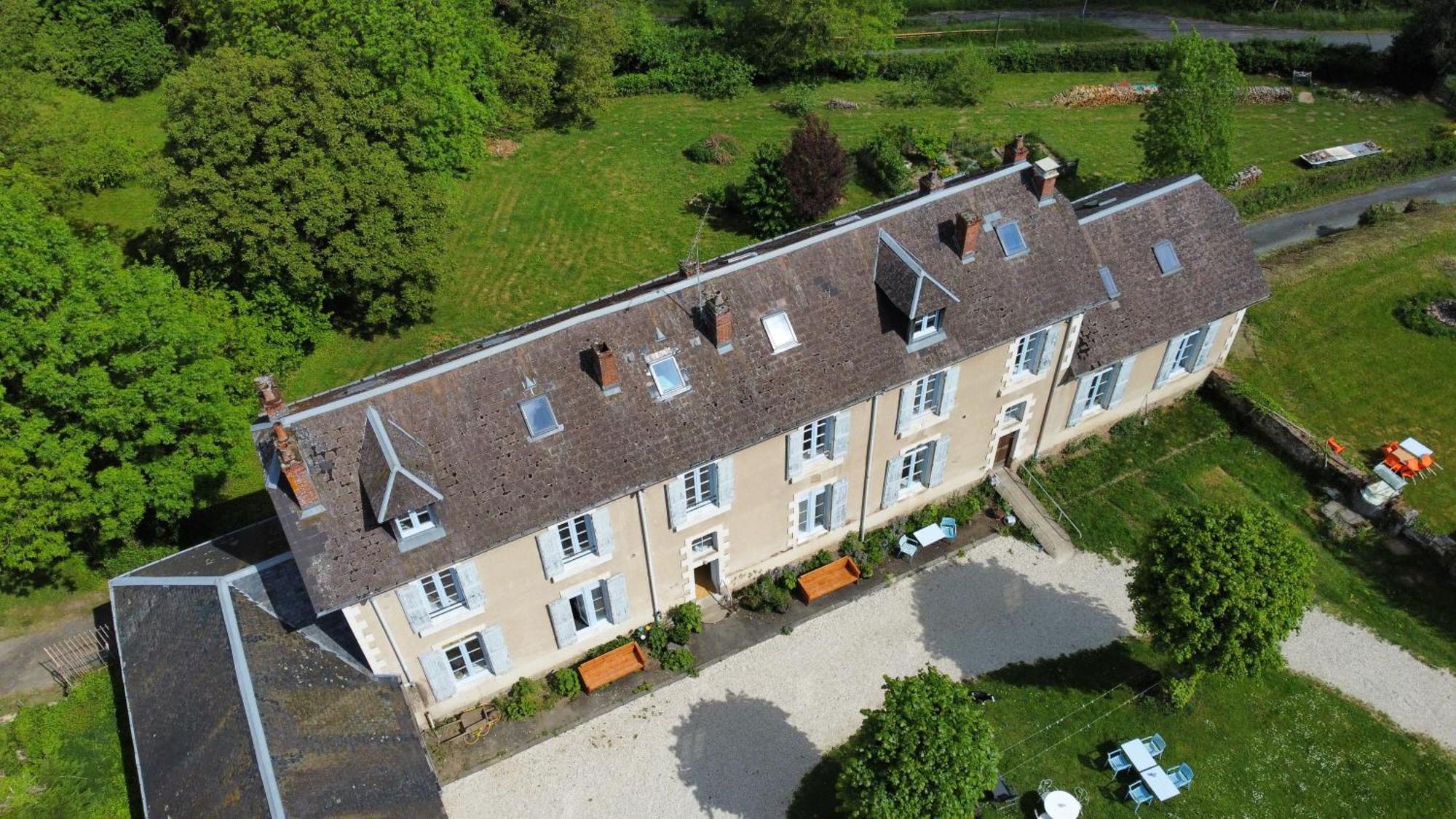 L' Ancienne Ecole Du Morvan Larochemillay Esterno foto